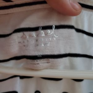 Isabel Maternity by Ingrid & Isabel Tops - Long sleeve isabel maternity v-neck shirt Isabel Maternity by Ingrid & Isabel Tops - Long sleeve isabel maternity v-neck shirt